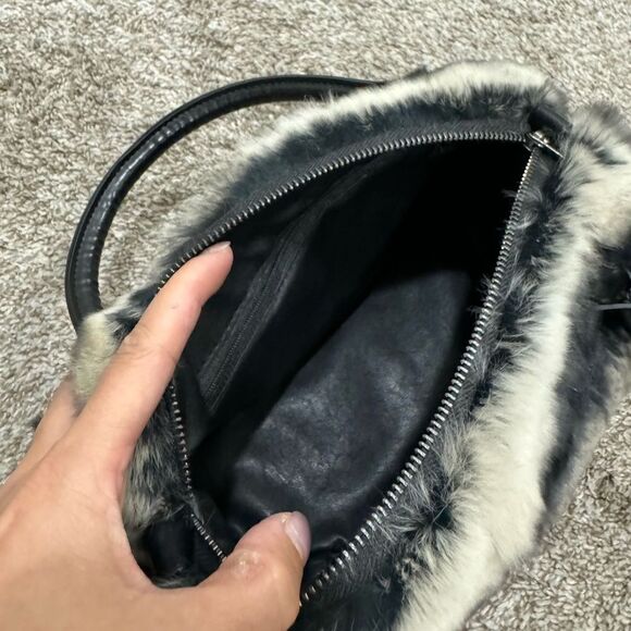 2 Tone Gradient Real Rex Rabbit Fur Boston Bag/Crossbody & 2 Fur Balls Charm - Picture 16 of 16